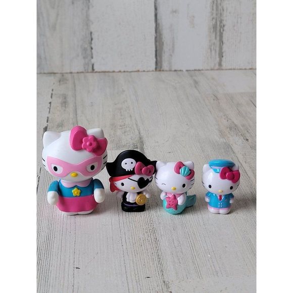 Hello Kitty variety Fantasy Pack Pirates superhero mermaid flight attendant toy - Picture 1 of 9